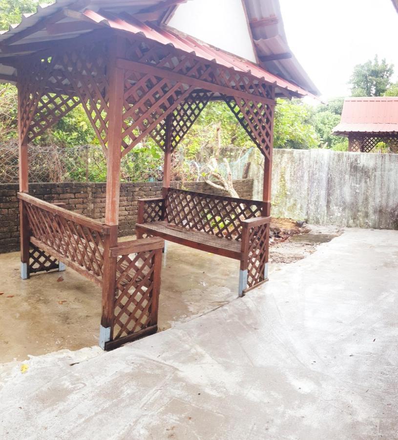 Cenang Indah Guest House 珍南海滩 外观 照片