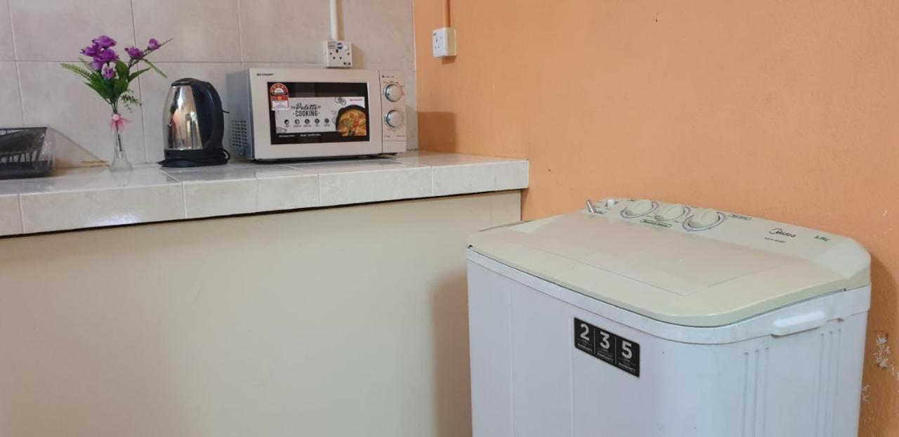 Cenang Indah Guest House 珍南海滩 外观 照片